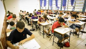 Com Medicina liderando concorrência, vestibular da UEM inicia neste domingo (8) 