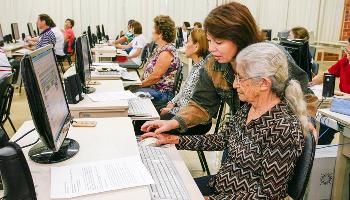 Universidade Aberta à Terceira Idade abre vagas para cursos de férias 
