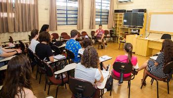 Docentes do ILG capacitam universitários que pretendem lecionar 