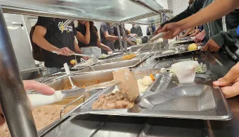 UEM abre inscrições para auxílio alimentação de 2024; veja os requisitos 