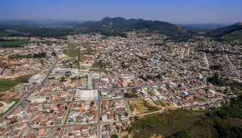 Cidade na Região Metropolitana de Curitiba abre concurso com 19 vagas de níveis médio e superior 