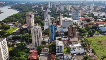 Foz do Iguaçu ganhará voos extras da Azul na temporada de verão 2025/2026