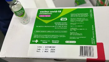 Ministério da Saúde envia mais de 128 mil doses de vacinas contra covid-19 para o Paraná 