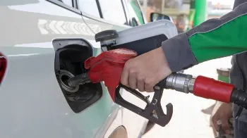 Diferença de preços de combustíveis chega a 23,77% em Maringá 