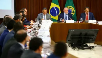 Governo Federal anuncia plano de R$ 30 bilhões para empresas afetadas por tarifaço