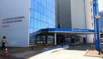 INSS: 13º de aposentados será antecipado para abril e maio 