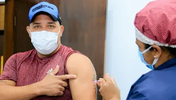 Vacinação continua apenas com aplicação de 2ª dose nesta sexta (20) 