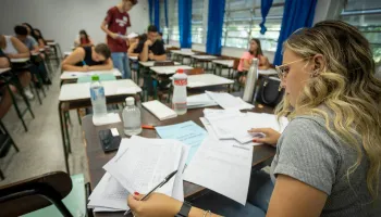UEM abre inscrições para fiscais do Vestibular de Inverno 2023; remuneração é de R$ 188 