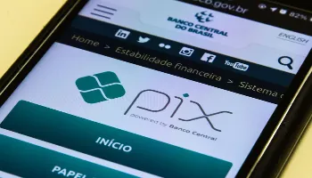 Transferências por Pix terão limite de R$ 1 mil durante o período da noite Transferências por Pix terão limite de R$ 1 mil durante o período da noite