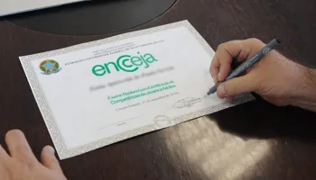UniCesumar oferece curso preparatório online e gratuito para o Encceja; veja como acessar 