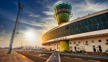 Aeroporto de Maringá está apto para operar cargas internacionais; saiba mais 