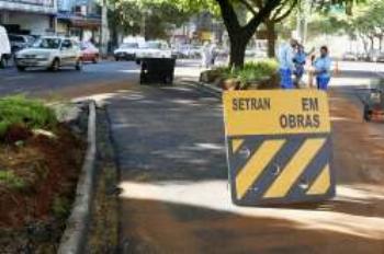 Setran prepara avenidas Paraná e São Paulo para implantação de sentido único Setran prepara avenidas Paraná e São Paulo para implantação de sentido único