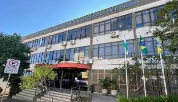 Prefeitura de Francisco Beltrão abre processo seletivo com salários de até R$ 6,4 mil 
