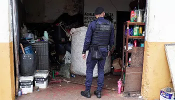 Operação da Prefeitura de Maringá em ferros-velhos prende três pessoas 