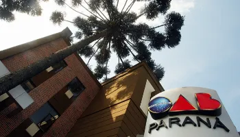 OAB pede fechamento de oito cursos de Direito no Paraná 