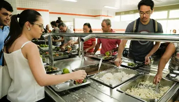 Restaurante Universitário da UEM passa a aceitar Pix na compra de tickets 