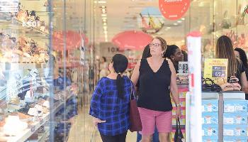 Pesquisa aponta 69% dos lojistas otimistas com Dia das Mães 