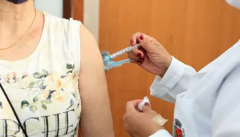 Maringá iniciará aplicação de 4ª dose em pessoas imunossuprimidas 