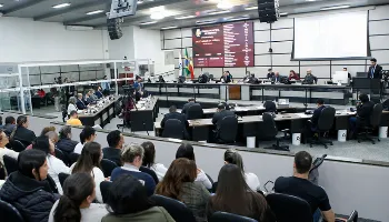 Câmara de Vereadores aprova aumento do IPTU de 2026 em Maringá 