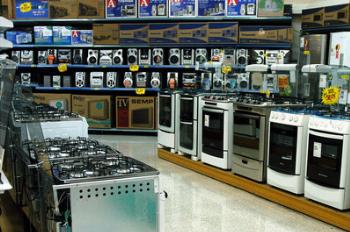 No próximo sábado, maioria das lojas fecha ao meio-dia 