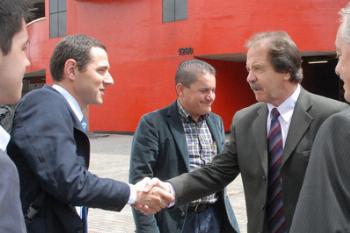 Comitê da Fifa visita Arena da Baixada e analisa projeto para a Copa do Mundo 