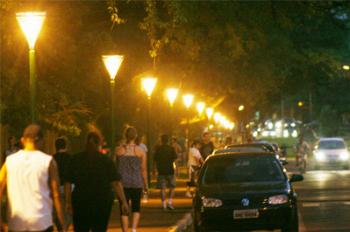 Parque do Ingá ganha iluminação exterior 