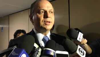 Ministério Público do Paraná cumpre mandado de busca e apreensão em escritório de Ricardo Barros 
