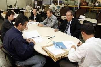 Comissão de Licitação do Transporte Coletivo começa a avaliar dados das empresas concorrentes 