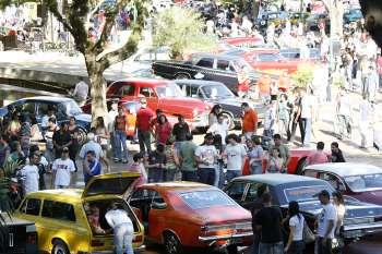 Vem aí o 5º Encontro Regional de Carros Antigos em Maringá 