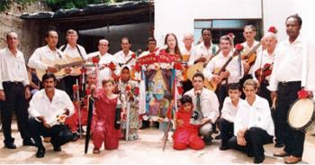III Mostra de Moda Caipira recebe Folia de Reis 