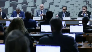 Comissão do Senado aprova isenção no Imposto de Renda para quem ganha até R$ 5 mil 