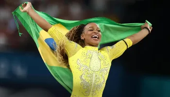 Olimpíadas 2024: Rebeca Andrade é prata no individual geral da ginástica artística Olimpíadas 2024: Rebeca Andrade é prata no individual geral da ginástica artística