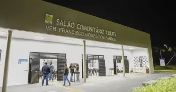 Salões comunitários de Maringá podem ser usados pela população para casamentos, formaturas e outras festas 