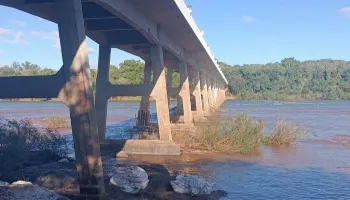 Ponte entre Floresta e Engenheiro Beltrão passa por reformas 