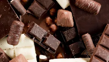 Ao leite, 70% ou diet: qual chocolate é realmente mais saudável? 