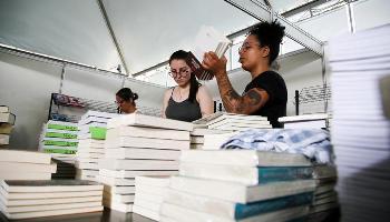 FLIM abre espaço para ilustradores e escritores independentes divulgarem seu trabalho 