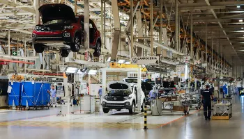 Indústria do Paraná cresce quase quatro vezes acima da média nacional em 2025 
