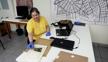 Memórias da Cena: produtora faz pesquisa sobre teatro maringaense e busca apoio da comunidade 
