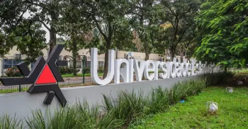 UEM lança primeiro curso de licenciatura em ensino bilíngue do país 