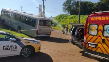 Acidente entre motocicleta e ônibus deixa 26 pessoas feridas no trecho Maringá-Paiçandu 