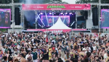 Carnaval no Parque de Exposições de Maringá reúne 46 mil pessoas em quatro dias de festa 