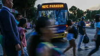 Solidão e exaustão ampliam abstenção nas urnas, mostra estudo inédito 
