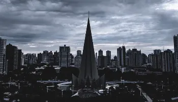 Frente fria deixa tempo instável em Maringá neste final de semana; confira a previsão completa 