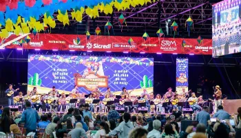 Fim de semana do Rural Maringá Junino terá orquestra, missa sertaneja, almoço, bingo e mais 