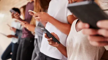 Jovem cria plataforma para ajudar nova geração de eleitores nas urnas; conheça o "VOTAE" 