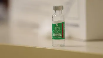 Paraná determina que novas doses recebidas sejam usadas para vacinação por idade 