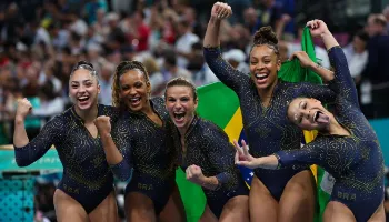 Olimpíadas 2024: Brasil conquista medalha inédita por equipes na ginástica artística Olimpíadas 2024: Brasil conquista medalha inédita por equipes na ginástica artística