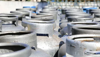 Procon de Maringá registra diferença de até 12% no preço do gás de cozinha 