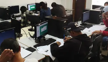 Estão abertas as inscrições para o exame EJA de ensino médio no Paraná 