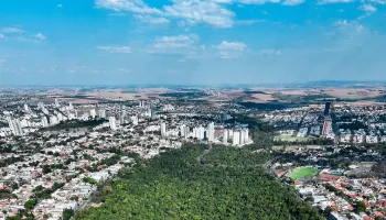 Final de semana será de temperaturas altas em Maringá; veja a previsão completa Final de semana será de temperaturas altas em Maringá; veja a previsão completa